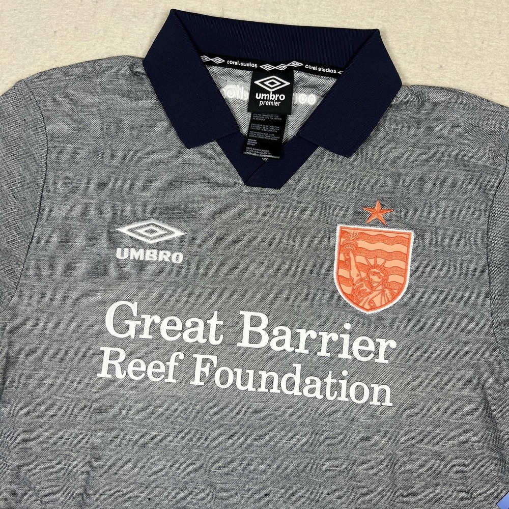 Umbro Great Barrier Reef Foundation Soccer Jersey Mens M Gray Polo Shirt